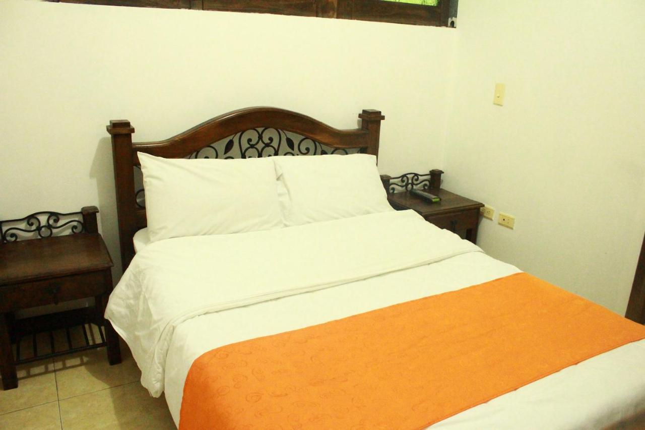 Hotel Colonial Manizales Eksteriør bilde